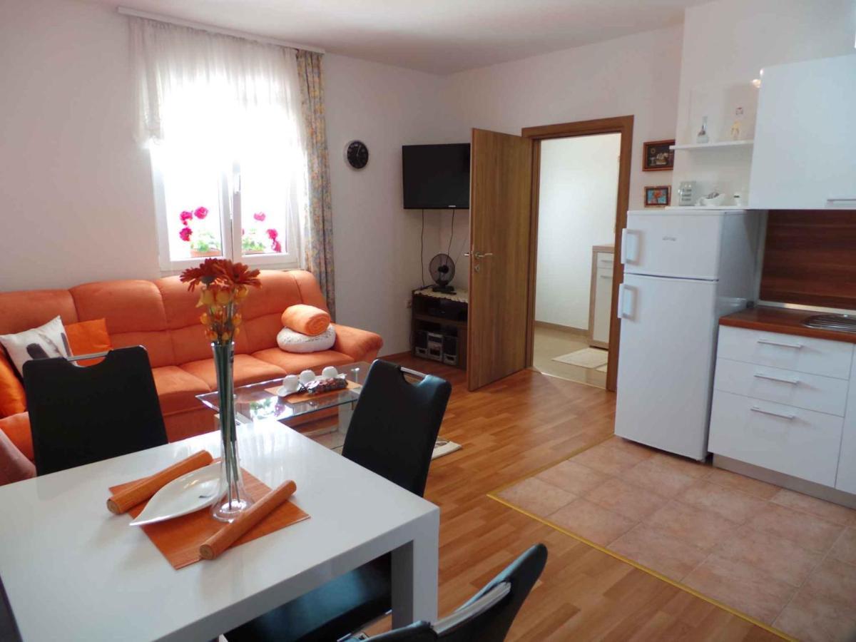 Apartment In Matulji 17036 외부 사진